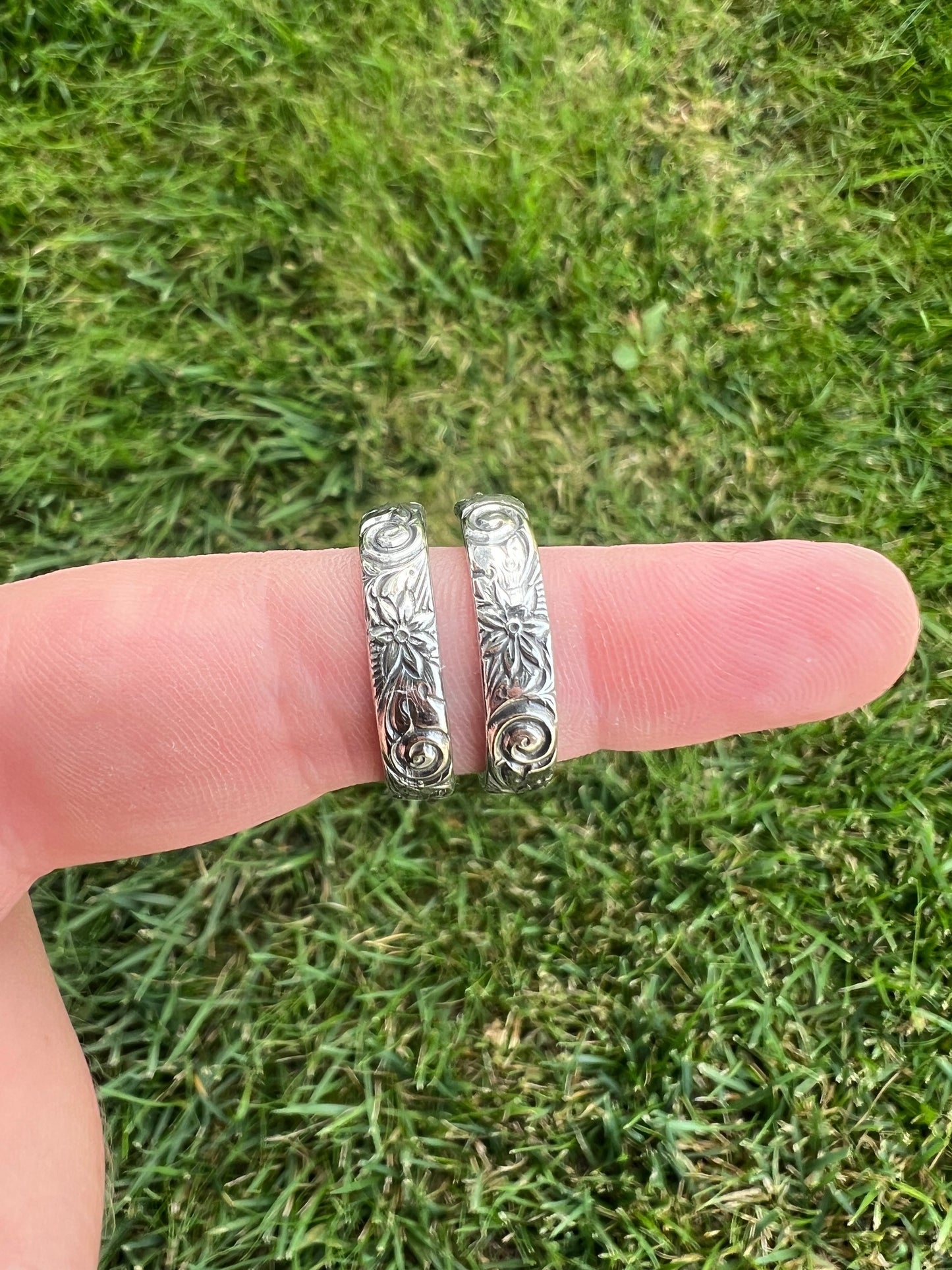Floral hoops - medium